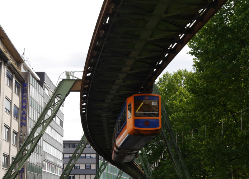 Wuppertal suspension train