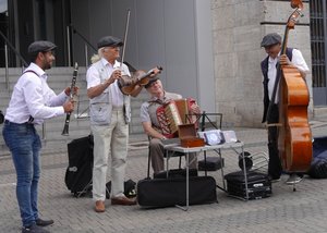 Nurenburg Street Music