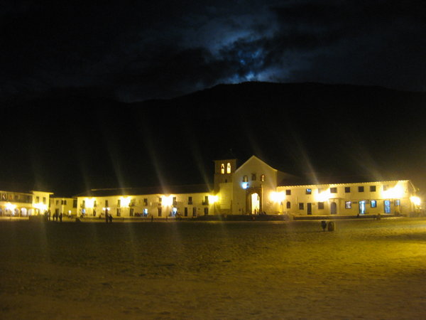 Villa de Leyva at night