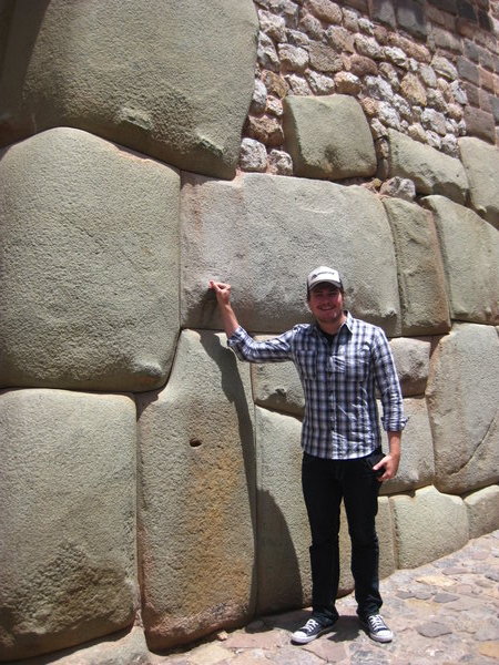 huge Incan stonework