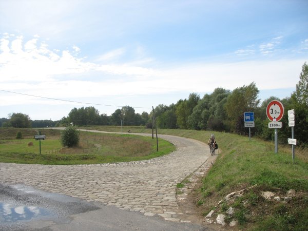 cobblestone road of hell | Photo