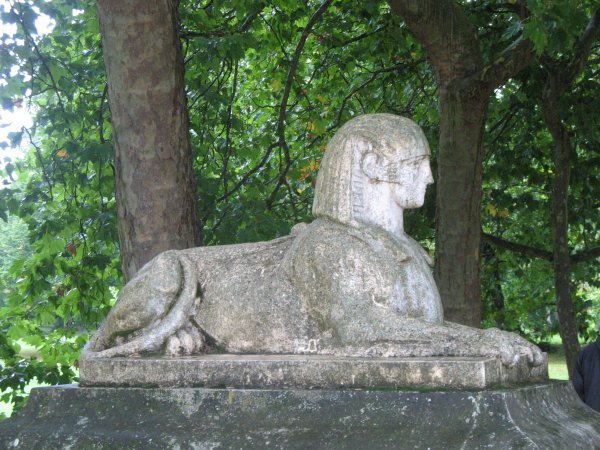 Chenonceau sphinx