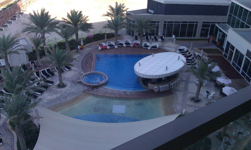 piscina hotelului 