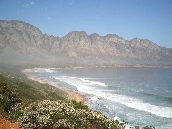 Coastal road to Cape Town 