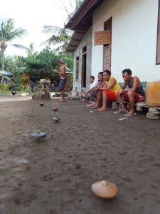 Indonesian game of Spinning Tops