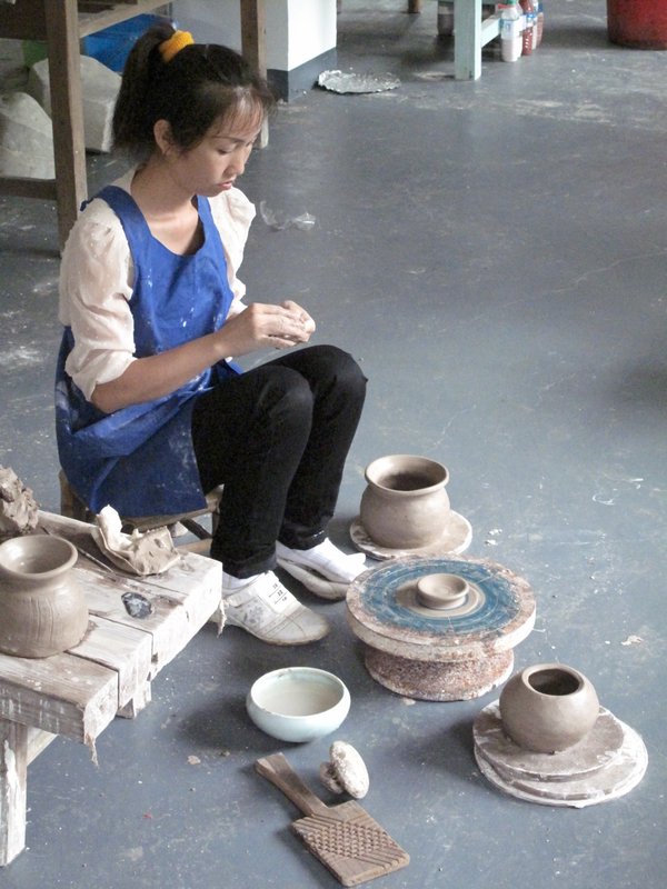 Visiting artist from the Yunnan Province