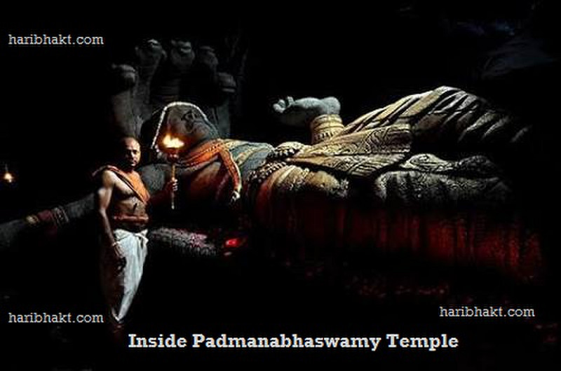 Inside-Padmanabhaswamy-temple-treasures