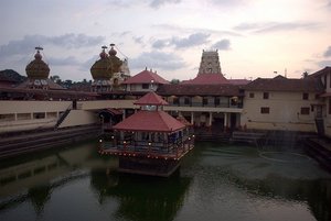 1024px-Udupi_Krishna_Temple
