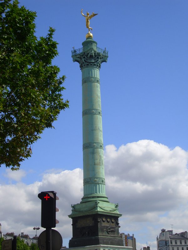 Juillet monument marking the Place de La Bastille