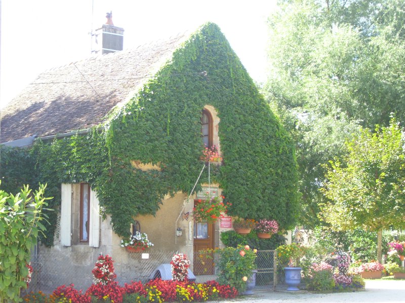 pretty lock-keeper's cottage