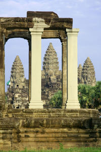 The towers of Angkor Watt