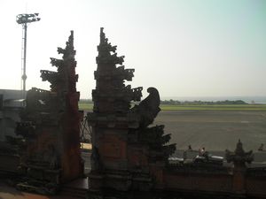 The last Balinese "gate" in the airport.