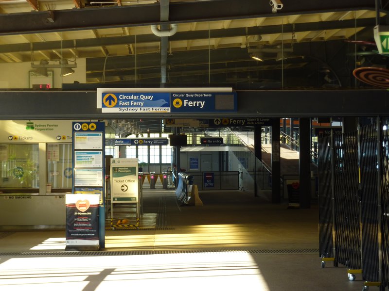 Manly ferry station