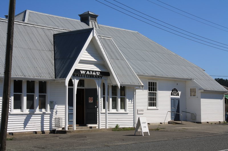 Waiau library