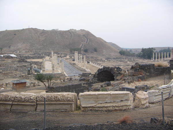 Beit Shean Overview and Tel