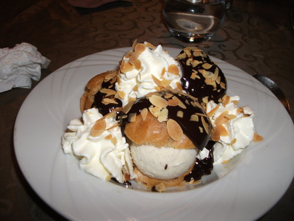 Profiteroles forever!