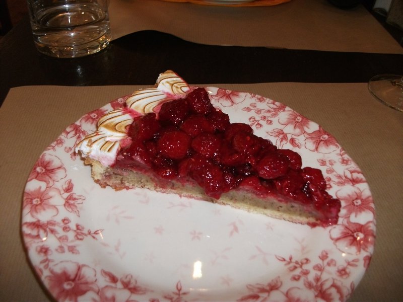 Raspberry tarte