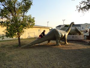 Dinosaur Statue 1