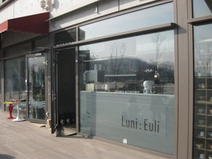 Luni Euli Cafe 