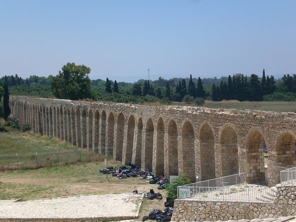 ancient Roman aquaduct