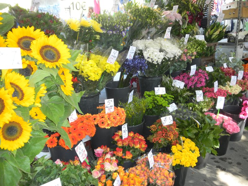 Flowers Bastille Market