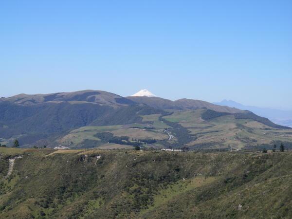 Volcan Cotopaxi pokes it´s head above the skyline.