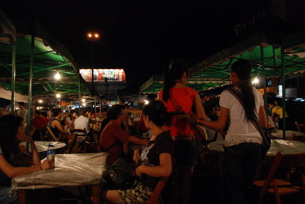 Entertainment at the Nightmarket