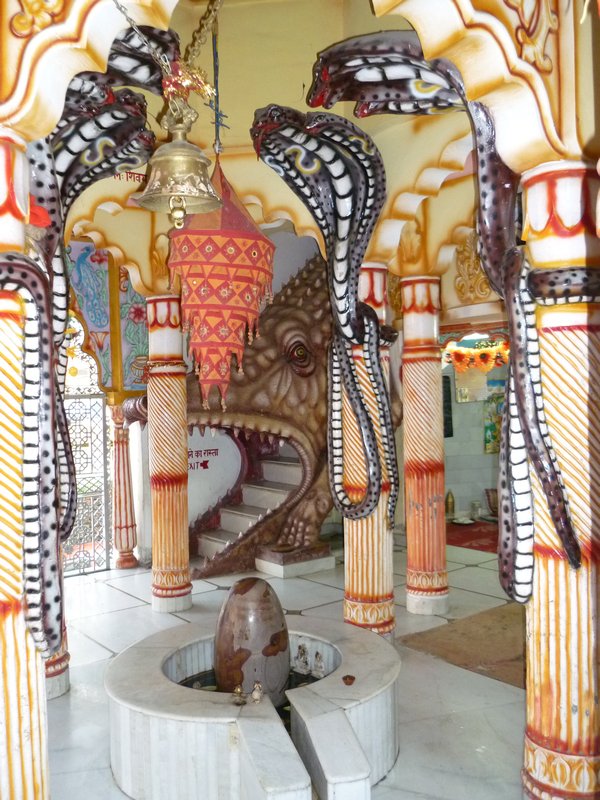 Hindu temple in Bagshu