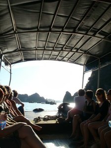 Hlong Bay ickle boat