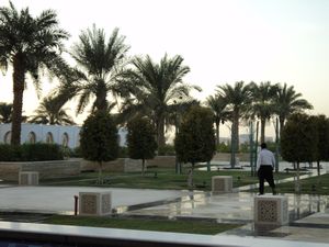 Arriving in Abu Dhabi 075