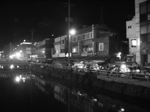 At night in Yeosu