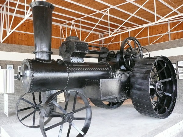 Martin Luther Steamtractor