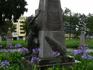 Monument for the expedition of la Condamine in Quito