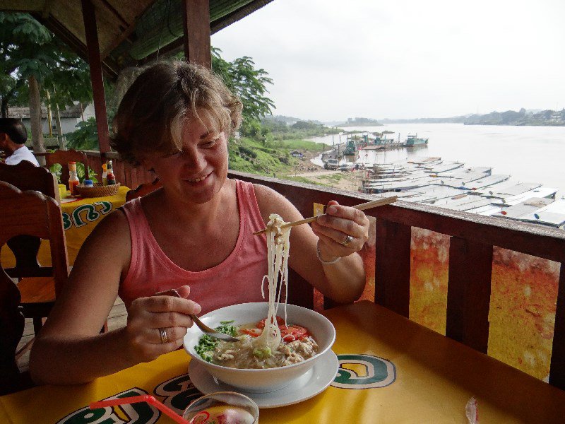 A restaurant along the Mekong (Houay Xai)