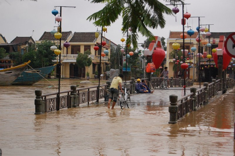 flooded Hoi an