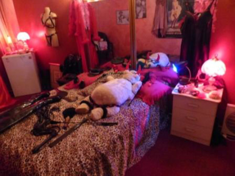 The dominatrix bedroom!
