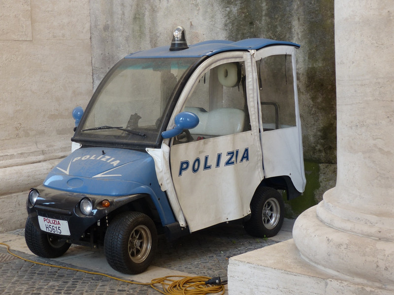 Smallest Police car ever! Vatican