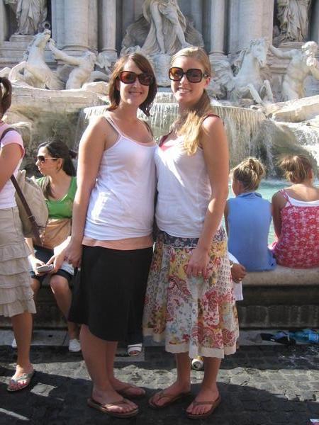 Krlly and I in front of the trevi fountain