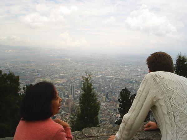 fanny and carlin looking out over bogota
