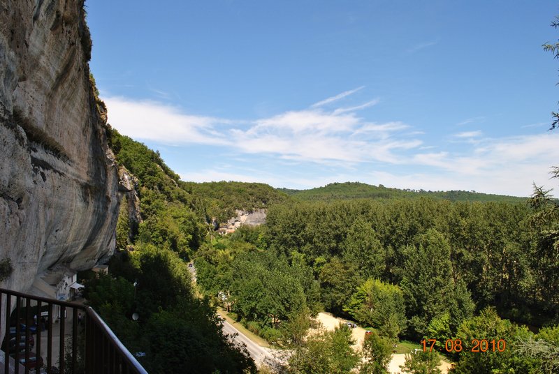 Grotte Du Grand Roc 