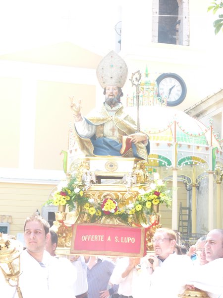 Statue of San Lupo