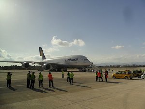 LH A380 in PMI