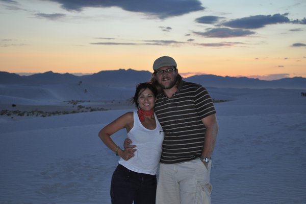 Puesta del Sol en White Sands en Nuevo México.