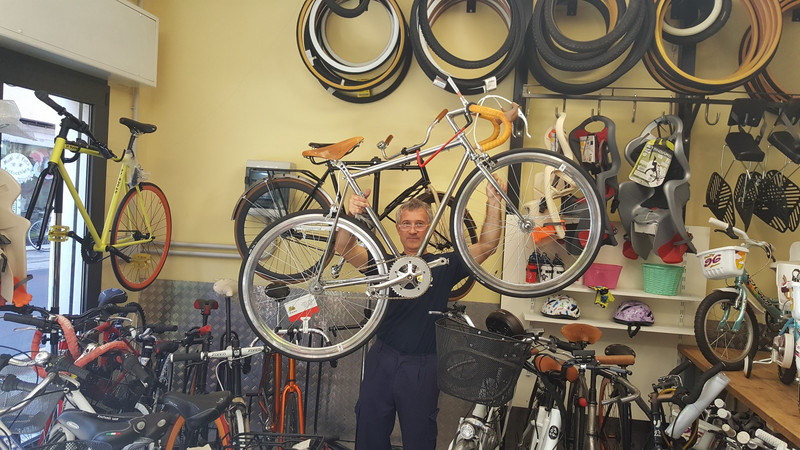 Owner of Cicli di Buono with one of his bikes