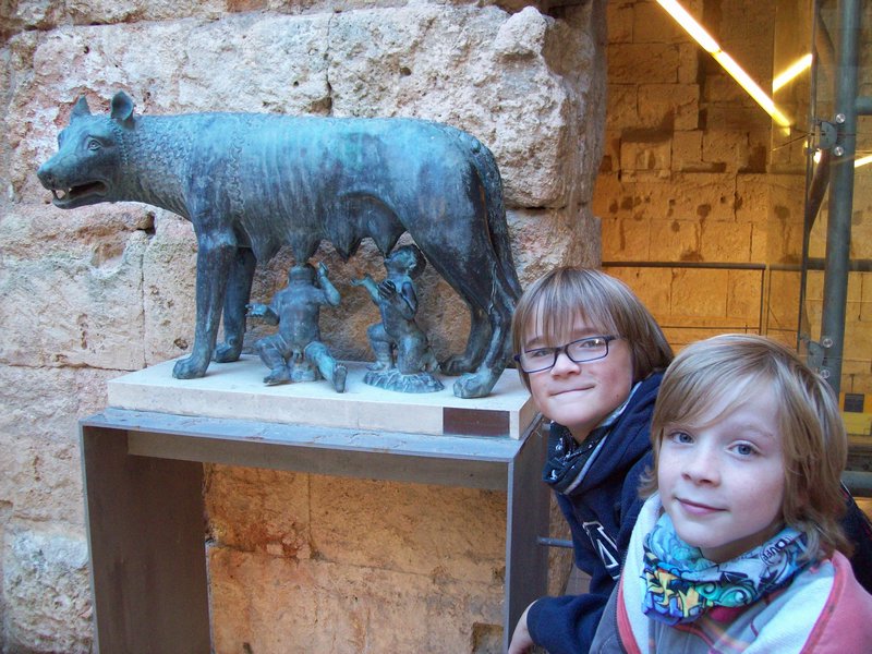 Tarragona - Romulus and Remus