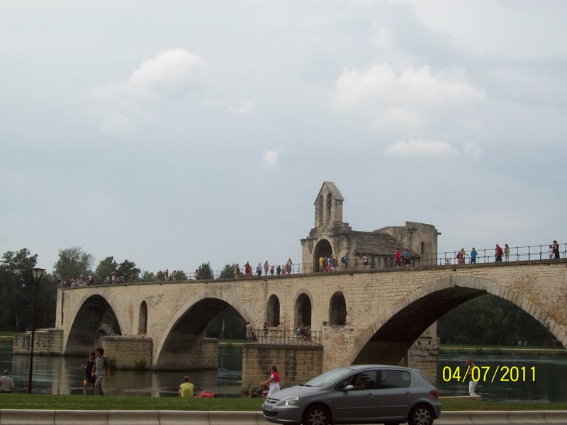 Le Pont Avignon