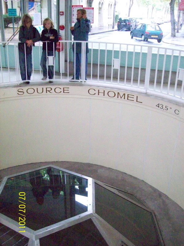 Source Chomel