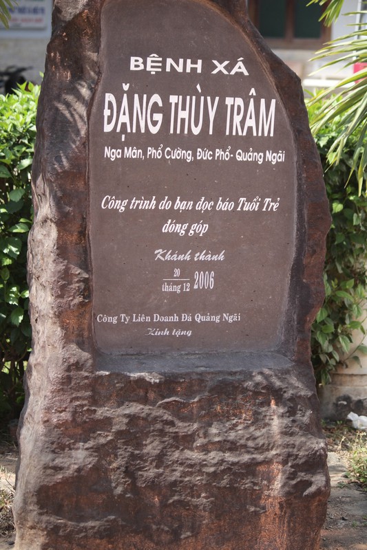 Dung Tra Memorial to young nurse, American War