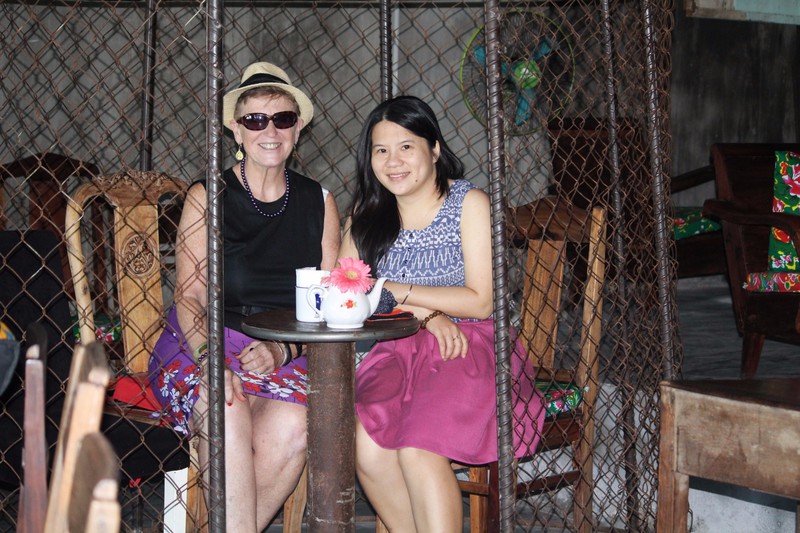 Trang and Cynthia, Coffee Shop, Riverview