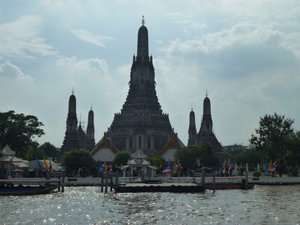 Le Wat Arun vu de l'eau